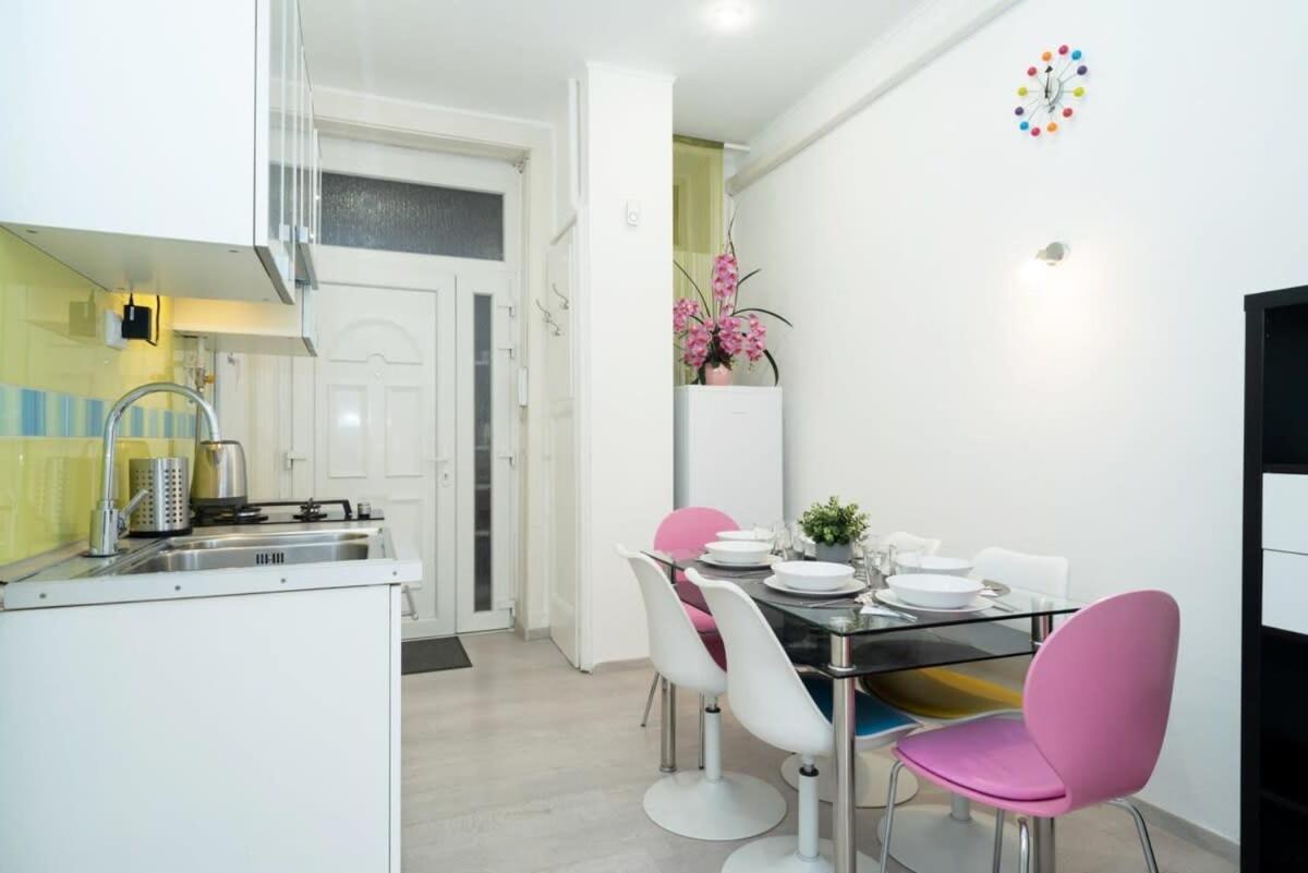 Ultra Central Cozy Apartment Βουδαπέστη Εξωτερικό φωτογραφία